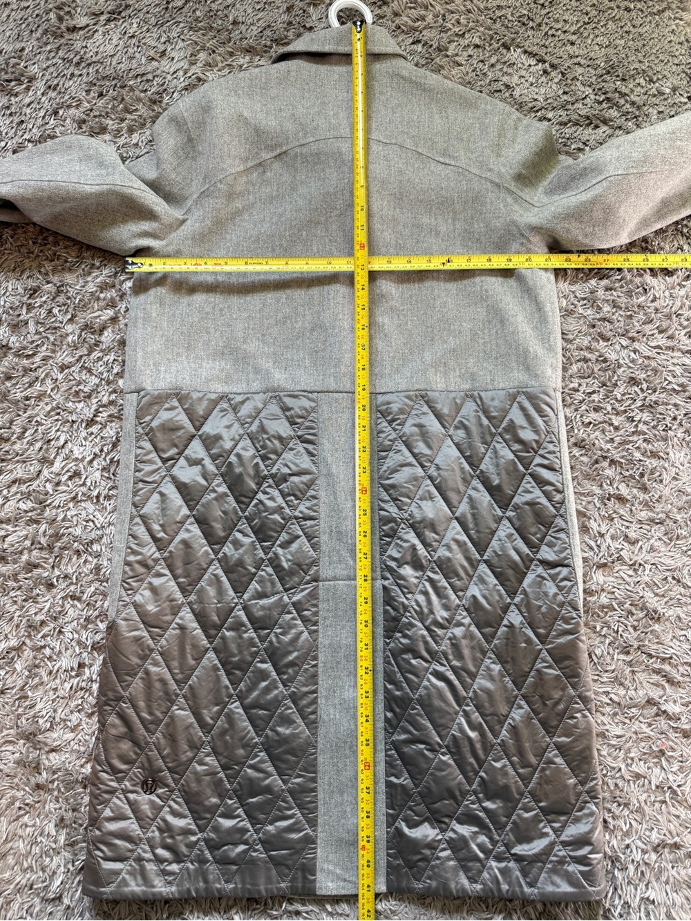 Lululemon Roam Far Wool Coat
Heathered Silver Graphite / Steam - Picture 12 of 14